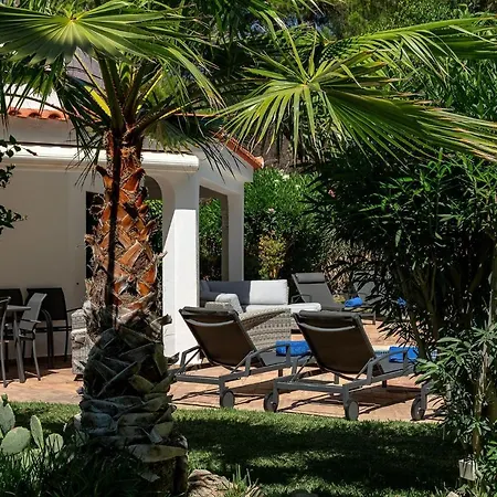 Villa Leshy