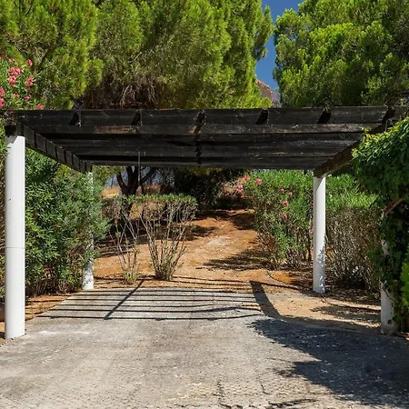 Leshy Villa